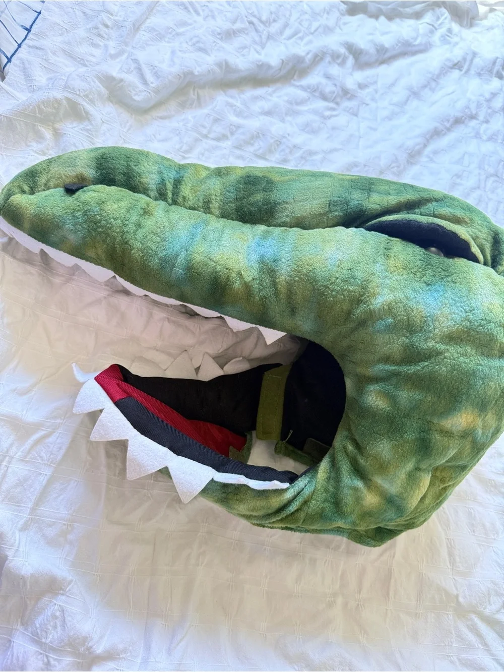 Pottery Barn kids Light-Up Dinosaur Costume & Matching Treat Bag Set (Size 7-8)